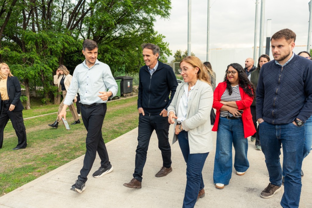 Mor&oacute;n: Ghi y Katopodis recorrieron cuatro obras de infraestructura en el distrito