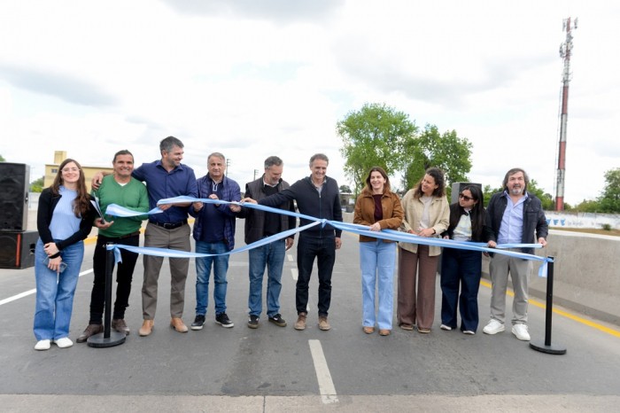 Katopodis y Mariel Fern&aacute;ndez inauguraron un puente sobre el r&iacute;o Reconquista en Moreno