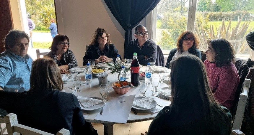 Azul: Se realiz&oacute; el 19&ordm; Almuerzo de la Mujer Rural