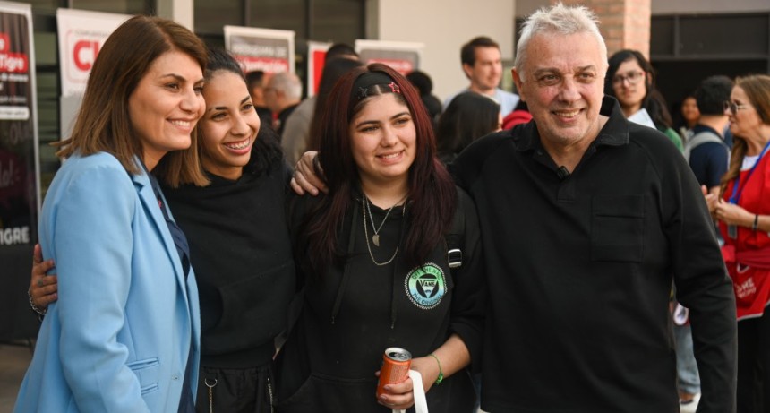 Tigre: Julio Zamora recorri&oacute; la Expo CUT Universidades 2026