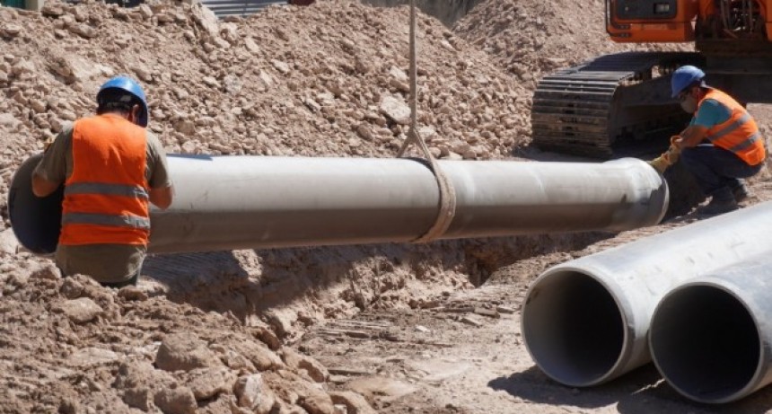 La Provincia inició la obra de recambio de cañerías en Bahía Blanca