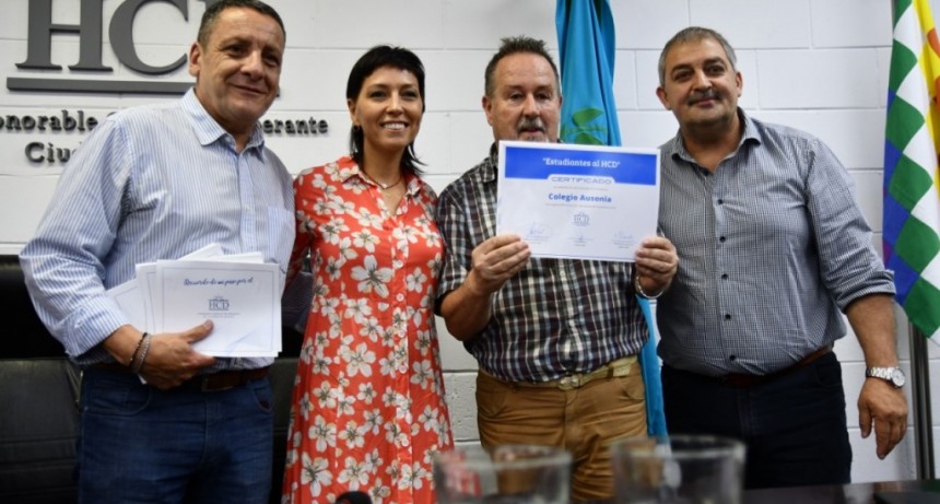 Quilmes: Mayra participó en el Programa “Estudiantes al HCD” 