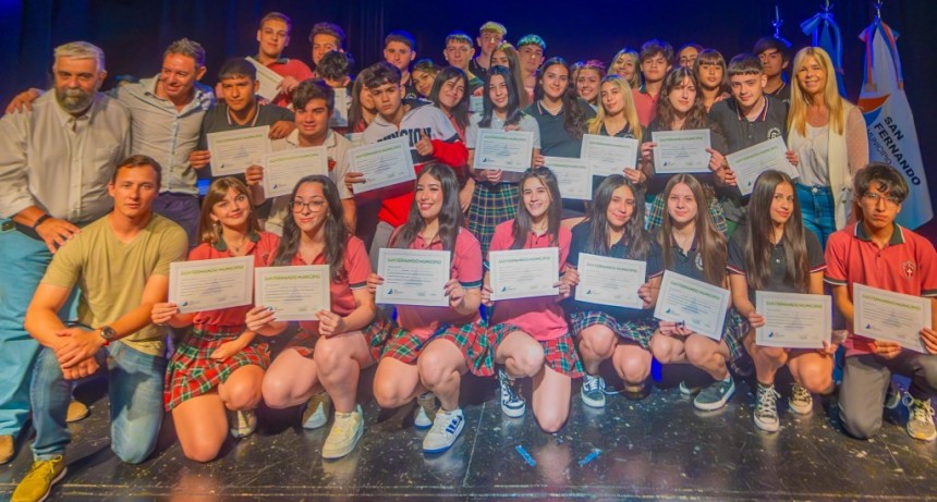 San Fernando: Estudiantes finalizaron sus experiencias educativas en ámbitos socioproductivos del Municipio