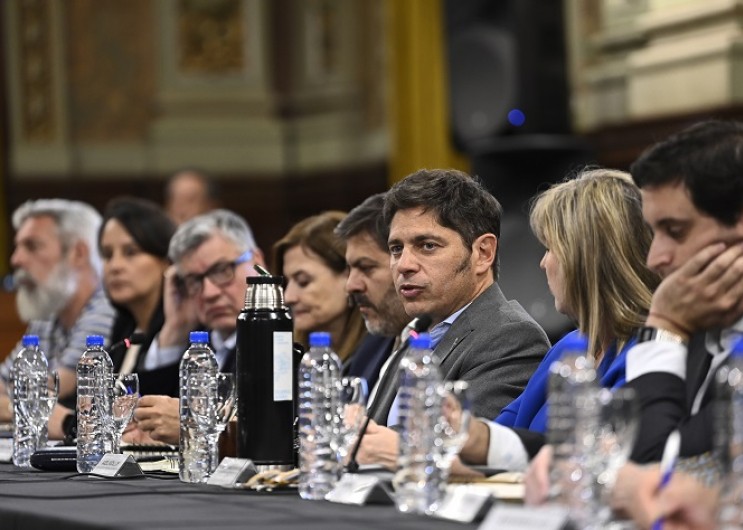 Kicillof encabezó el primer encuentro de la Comisión Asesora Canal Magdalena