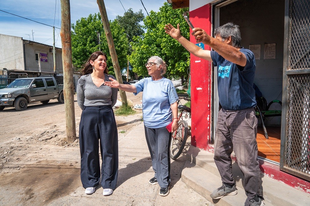 Moreno: Fernández supervisó el final de obra de la calle Larralde en La Reja 