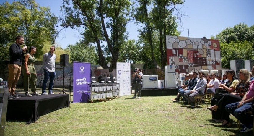 Quilmes: Mendoza entregó nuevos equipamientos para comedores escolares