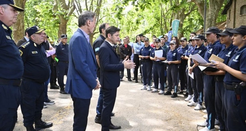 Kicillof inauguró la puesta en valor del edificio de sanidad de la Escuela de Policía Juan Vucetich