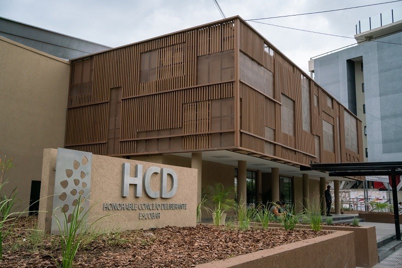 Escobar: Ariel Sujarchuk pide derogar la ordenanza que habilitaba la instalación de una sala de juegos en Ingeniero Maschwitz