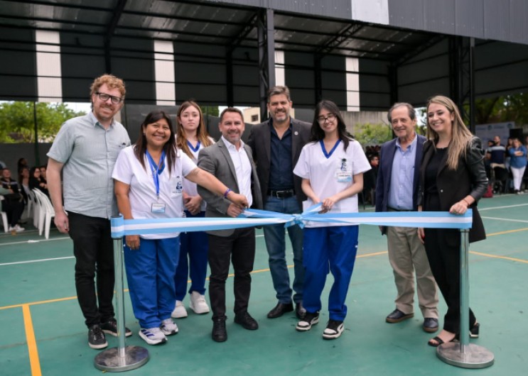Bianco y Descalzo inauguraron un espacio deportivo y recreativo en Ituzaingó