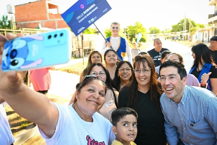 Malvinas Argentinas: Nardini inauguró una importante obra de pavimentación en Grand Bourg