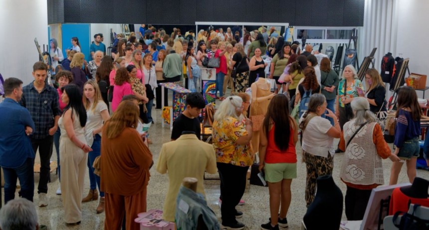 Berazategui: Se realizó la Muestra de Pintura Decorativa