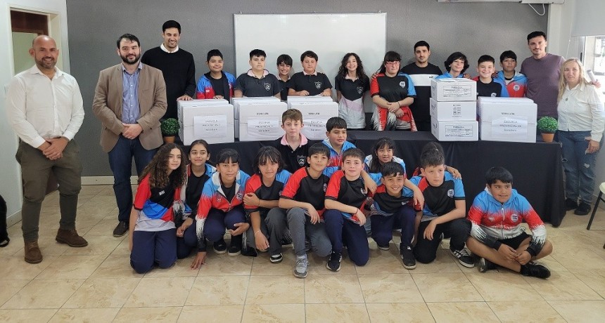 Baradero: El Municipio y la Fundación Mirgor fortalecen la educación tecnológica en las escuelas primarias