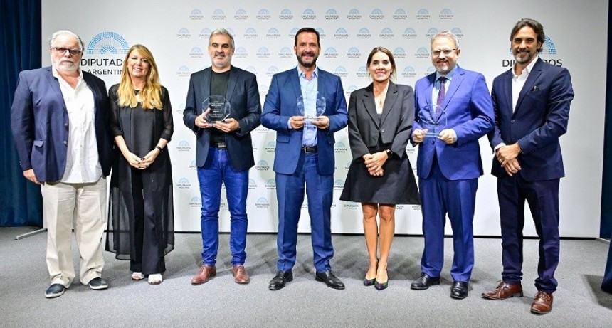 Escobar: Sujarchuk recibió un reconocimiento nacional a la estrategia de innovación