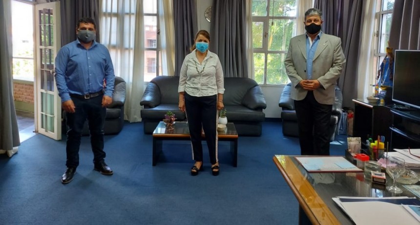 Pte. Perón: La Intendenta y Walter Mendez promocionan el beneficio de la tarifa social  