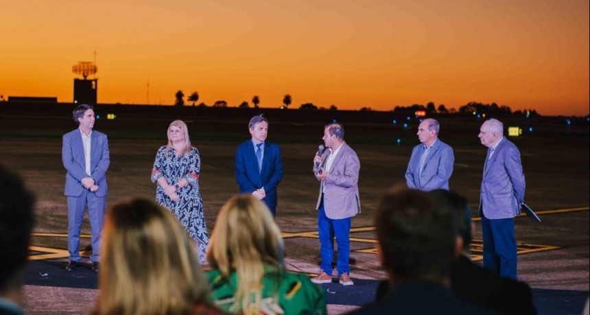 Misiones: Herrera Ahuad y el Ministerio de Transporte de la Nación inauguraron las nuevas obras del Aeropuerto de Posadas 