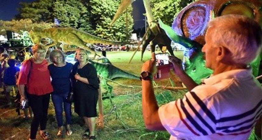 La Plata: El Municipio creará un “Museo del Muñeco” y llama a los vecinos a compartir fotos con momos históricos