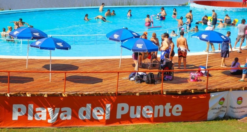 Gualeguaychú (ER): Se encuentra abierta la Playa del Puente para disfrutar en familia 