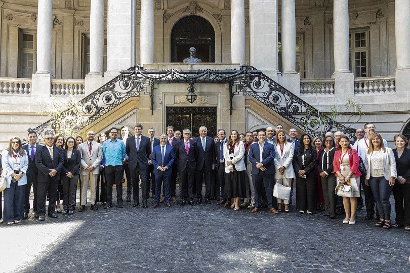 Argentina es anfitriona de una reunión regional para abordar las amenazas de las drogas sintéticas en Latinoamérica