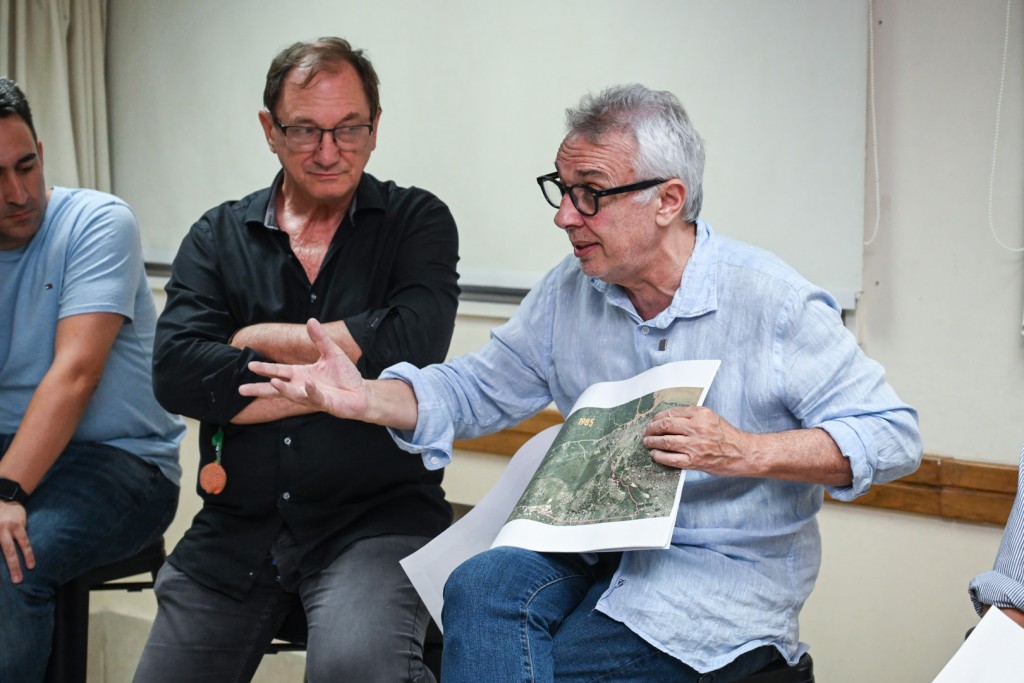 Tigre: Julio Zamora mantuvo un encuentro con comerciantes de Troncos del Talar