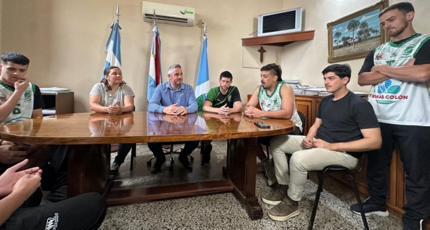 Colón (ER): Walser recibió al plantel de La Armonía tras el ascenso a la Liga Federal de Básquet