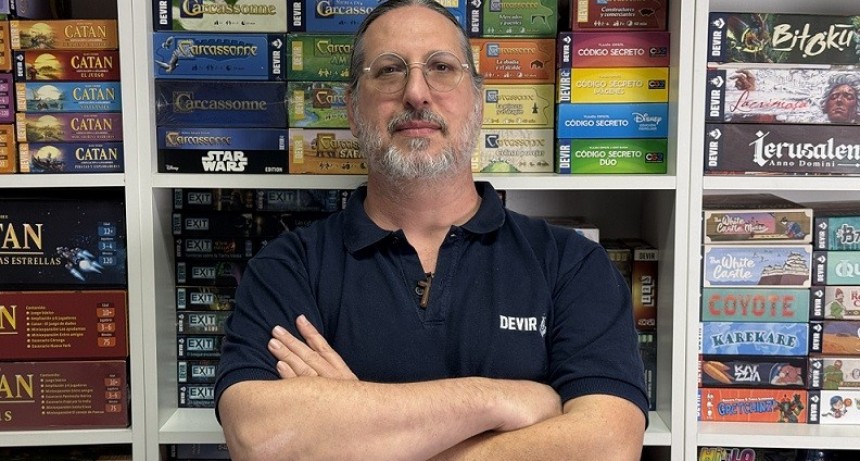 Por qué los juegos de mesa son la clave para la “desconexión activa” que exige el cerebro