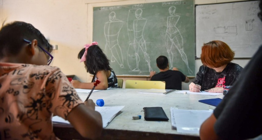 La Plata: Abrió la inscripción a los cursos de verano de la Escuela Taller Municipal de Arte